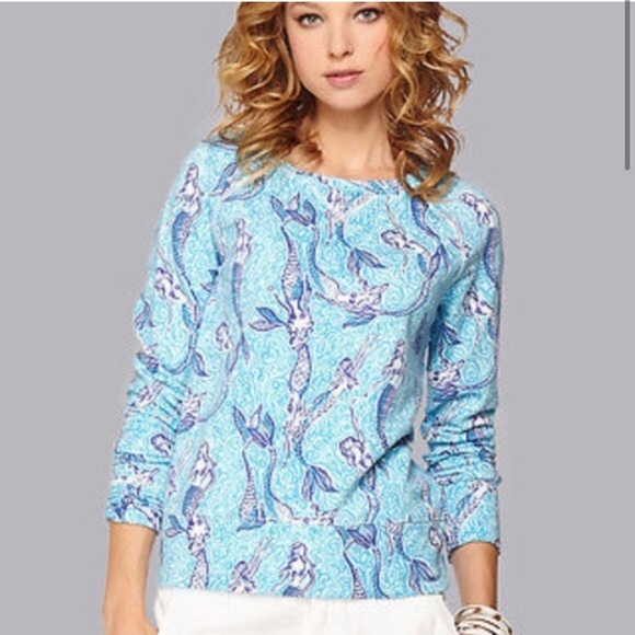 Lilly Pulitzer Tops - Lilly Pulitzer Kingsley Pull Over Top in Nice Tail